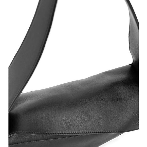 LOEWE Black Puzzle Hobo Bag C-A28299 - Picture 6 of 11